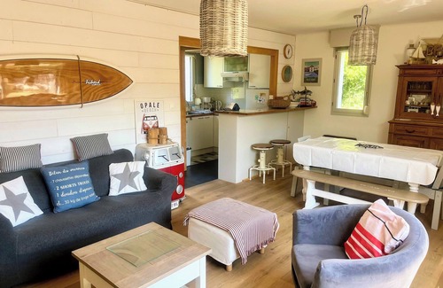 Wissant House | Quiet 2-bedroom garden house 2 steps from center and beach.