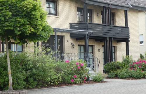 Bad Bevensen Apartment | Cozy 2-Person Apartment with Spa Access & Ocean Views