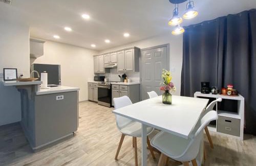 McAllen Apartment | Cozy 2BR Retreat with Wi-Fi & Laundry Near Shops