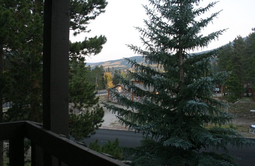 Frisco Condo | Peaceful 2BR Frisco Retreat - Steps from Main Street