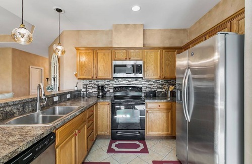 Port Isabel House | Tranquil 3/2 Hideaway with Pool Access - Guest Rated 9.6