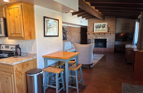 Tanque Verde House | Tranquil Ranch Home with Breathtaking Mountain Views