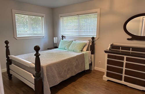 Olympia Other | Beachfront 3-Bedroom Retreat with Ocean Views & Hot Tub