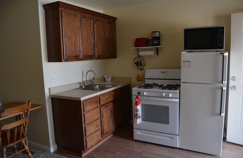 Pahrump Apartment | Tranquil 5-Star Escape: Prairie Fire in Death Valley