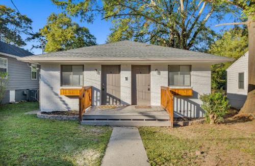 Eagan Park House | Peaceful Retreat Minutes from ATL Airport for Families