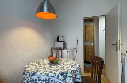 Mitte Apartment | Bright Apartment by Berlin-Spandau Canal - 9.8 Guest Rated