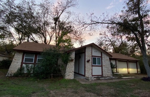 Anderson Mill West House | Cozy Ocean View Home, Child-Friendly & Guest Rated 9.4