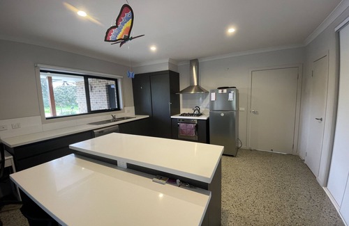 Drysdale House | Ideal Retreat to Explore Northern Bellarine's Oceanfront