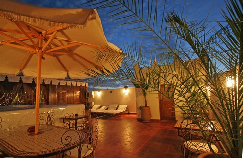 Bab Doukkala House | Serene Riad in Dar El Bacha with Pool and Breakfast Included