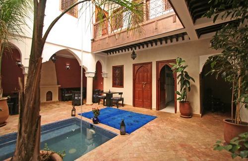 Bab Doukkala House | Serene Riad in Dar El Bacha with Pool and Breakfast Included