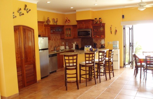 Isla Navidad Condo | Blissful Relaxation Awaits on the Pacific Shore