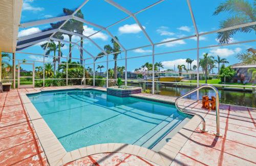 Pelican House | Serene Waterfront Retreat with Pool and Ocean Access