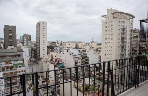 Recoleta House | Serene Apartment with Spa and Kitchen in Recoleta
