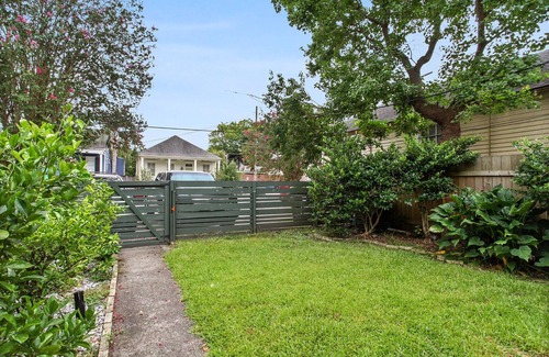 Uptown Historic District House | Peaceful Uptown Retreat Near Audubon Zoo and Shopping