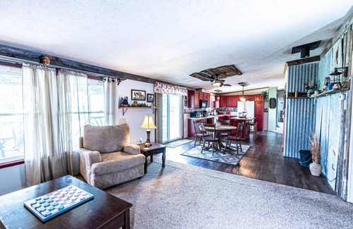 Kilbourne Other | Serene Country Escape with Family-Friendly Amenities