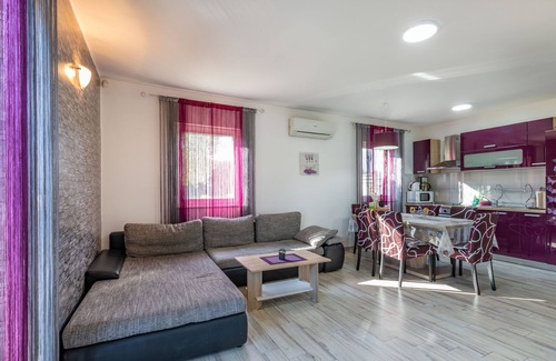 Krmed Villa | Secluded Oasis with Private Pool, Steps from the Beach