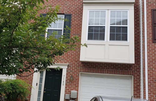 Elkridge House | Peaceful Retreat with Pool and Kitchen Amenities