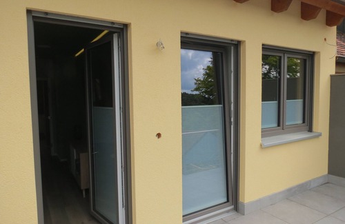 Mondfeld Apartment | Discover 'Burgblick': Lake View Apartment with Pool Access