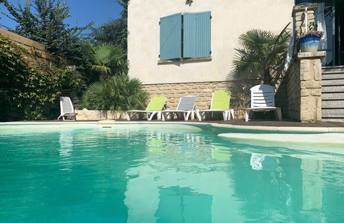 Rognonas House | Quiet and tranquility near the alpilles in this house with swimming pool