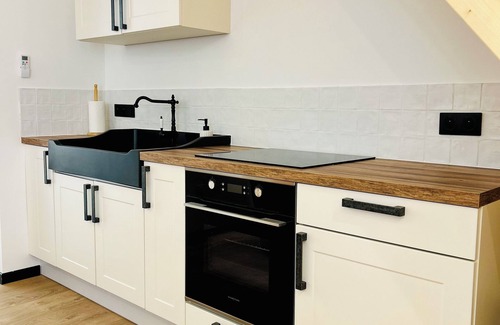 Menotey Apartment | Quiet and warm gîte, ideal for families or 2 couples, with patio and BBQ