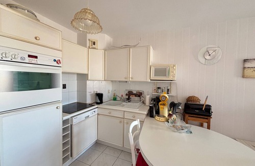 Les Sables d'Olonne Apartment | Oceanfront Apartment in Les Sables-d'Olonne for 4 Guests