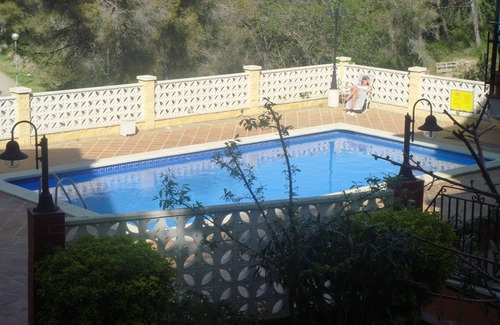 Vallpineda Apartment | Relaxing Oceanfront Apartment Just 5 Minutes from Sitges Beaches