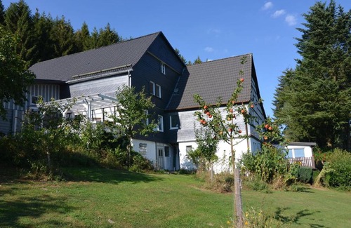 Menkhausen Apartment | Inviting Apartment in Sauerland with Private Terrace