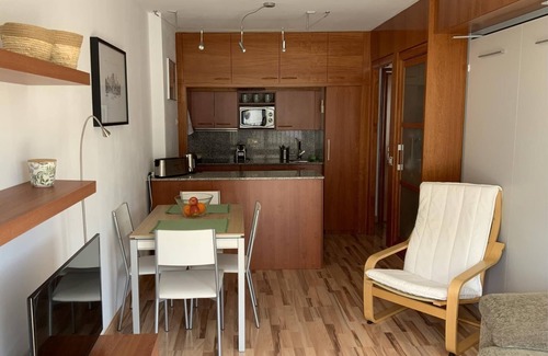 Tossa de Mar Apartment | Tranquil Apartment with Pool in Tossa - Guest Rated 10/10