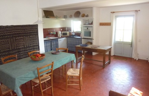 Mazan Apartment | Idyllic Retreat with Breathtaking Mont Ventoux Views