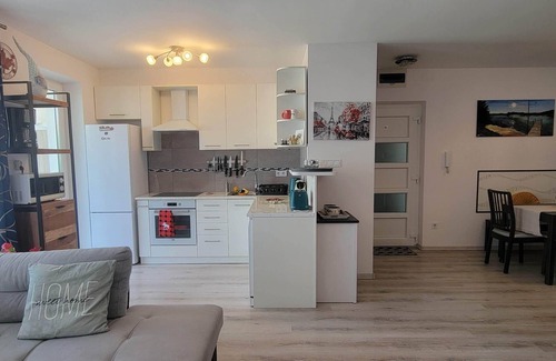 Szeged Apartment | Quaint Retreat Steps from Szécsényi Square and City Hall