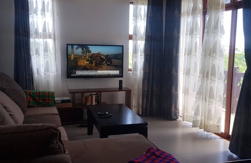 Mtwapa Apartment | Cozy Beach Apartment with Oceanfront Views & Pool