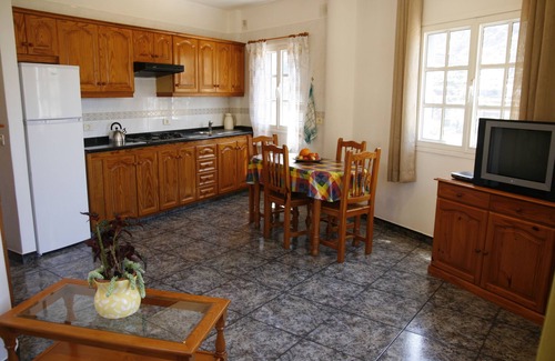 Valle Gran Rey Apartment | Tranquil Apartment with Breathtaking Views & Great Amenities