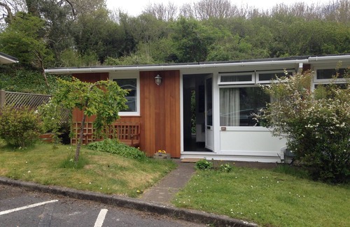 Mumbles Ski Chalet | Tranquil Chalet Steps from the Beach with Ocean Views