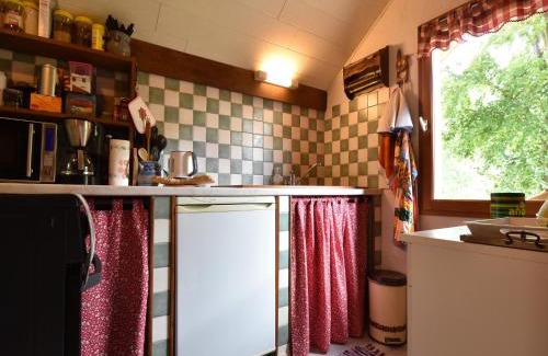 Turquestein-Blancrupt Ski Chalet | Charming Riverfront Chalet: Pet & Child Friendly Retreat