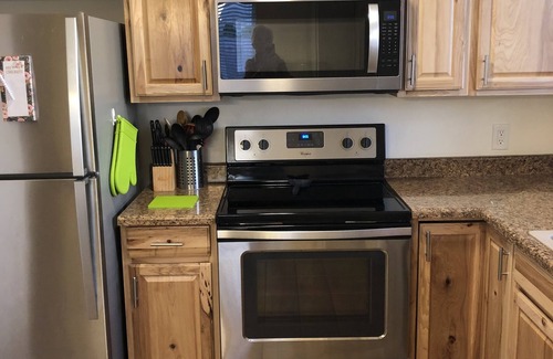 St. George House | Tranquil 2-Bedroom Townhome with Pool Near Red Cliffs
