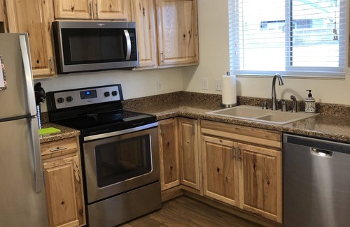 St. George House | Tranquil 2-Bedroom Townhome with Pool Near Red Cliffs