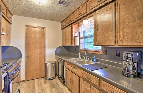 Clayton House | Serene Clayton Retreat with Mountain Views & Family-Friendly Amenities