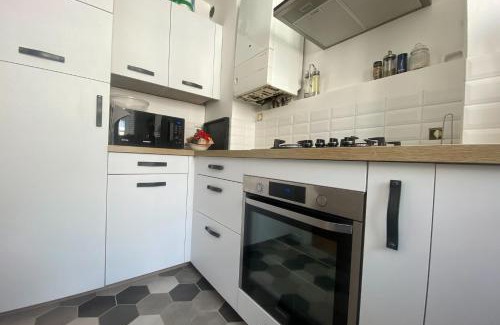 Saint-Jean Apartment | Tranquil Retreat in the Heart of the City for Families