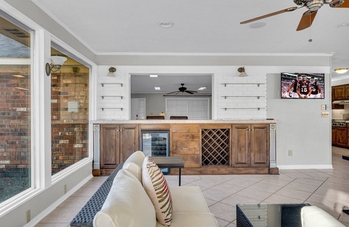 Columbus House | Quiet Comfort | Luxury | King Bed