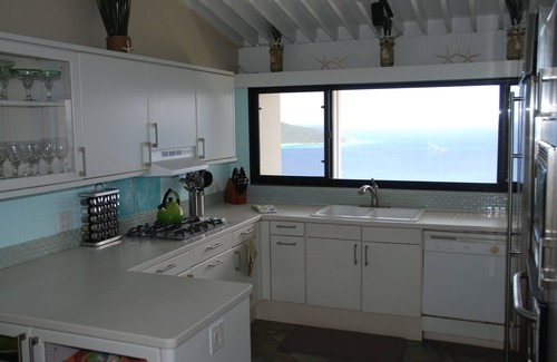 Rosendal Condo | Relaxing 2 Bedroom Condo with Panoramic Down Island Views