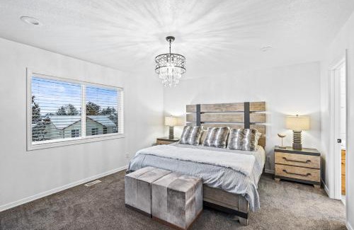Logan Apartment | Tranquil Cliffside Retreat for Families and Pets Near USU