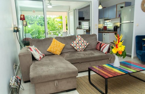 Dampierre Apartment | Cozy Oceanfront T2 Apartment with Pool and Spa Amenities