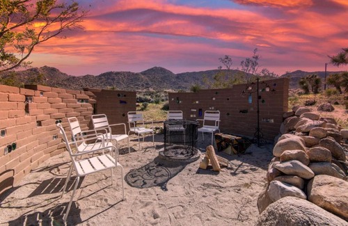 Joshua Tree Highlands House | Peaceful Retreat Near Park with Pool and Spa Amenities
