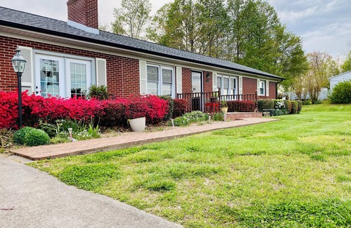 Peters Creek House | Quiet countryside home with exceptional sunrise view!