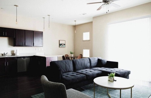 Montgomery Apartment | Cozy 1BR Loft with Kitchen in Downtown - Family Friendly