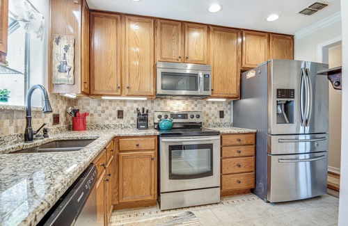 Boerne House | Quiet, cozy and comfortable 3BR home on cul-de-sac close to downtown Boerne, TX