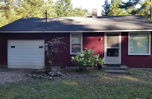 Beaverton Cabin | Quiet, cozy, cabin in the woods- welcome to tranquility. Come escape it all!