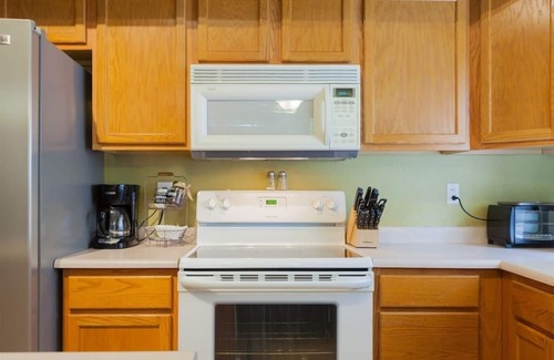 Desert View Village House | Serene Desert Retreat with Ping-Pong and BBQ Amenities