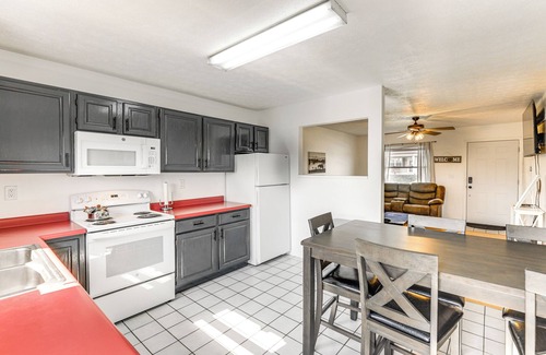 Dry Ridge House | Quiet Dry Ridge Home w/Yard - Near Ark Encounter!