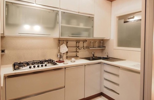 Zona Risorgimento Apartment | Quiet & elegant flat in Porta Venezia - up to 4 !